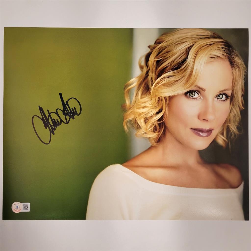 Christina Applegate signed 11x14 Photo actress autograph ~ Beckett BAS Holo