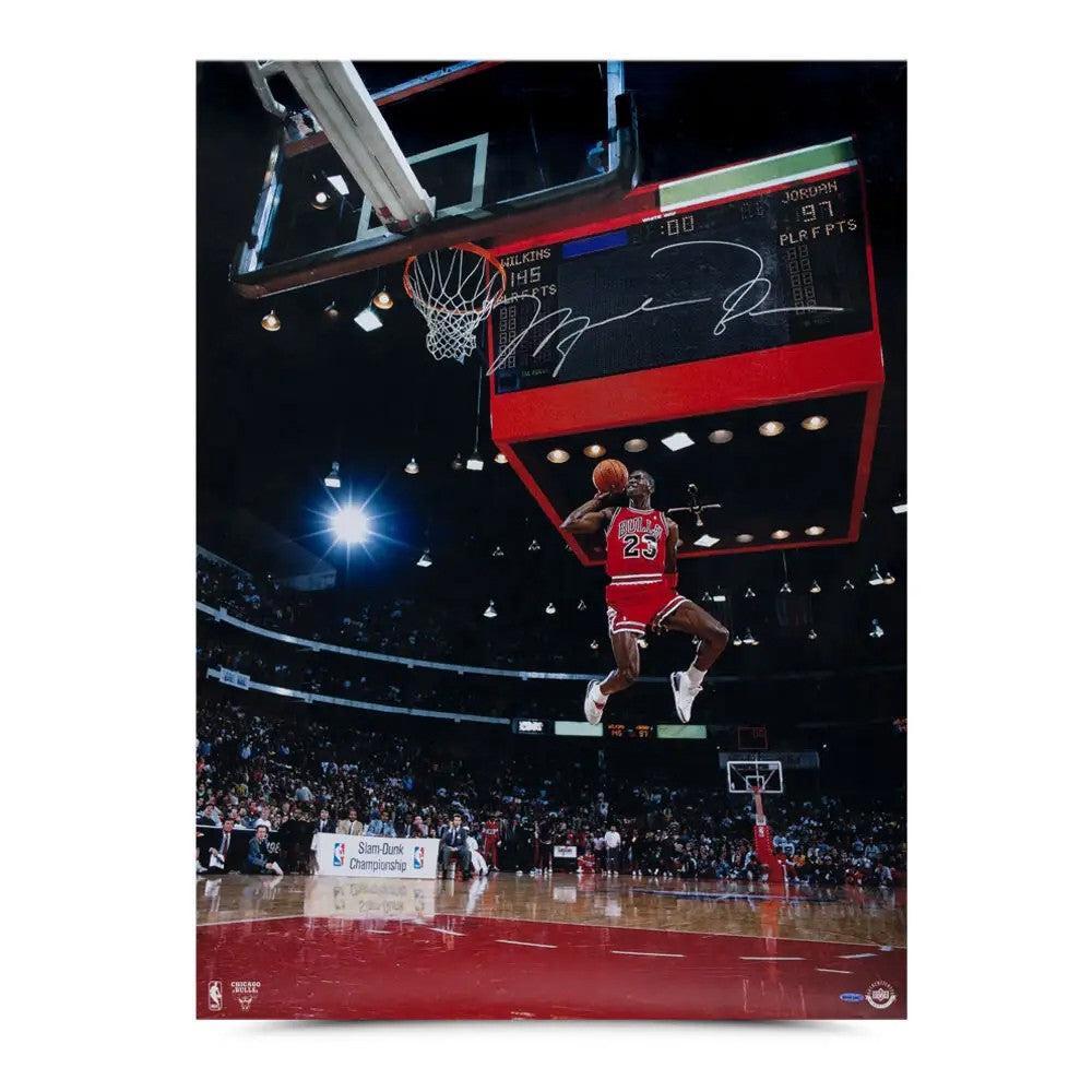 Michael Jordan Signed 1988 Scoreboard Dunk 30x40 Photo Chicago Bulls UDA Holo