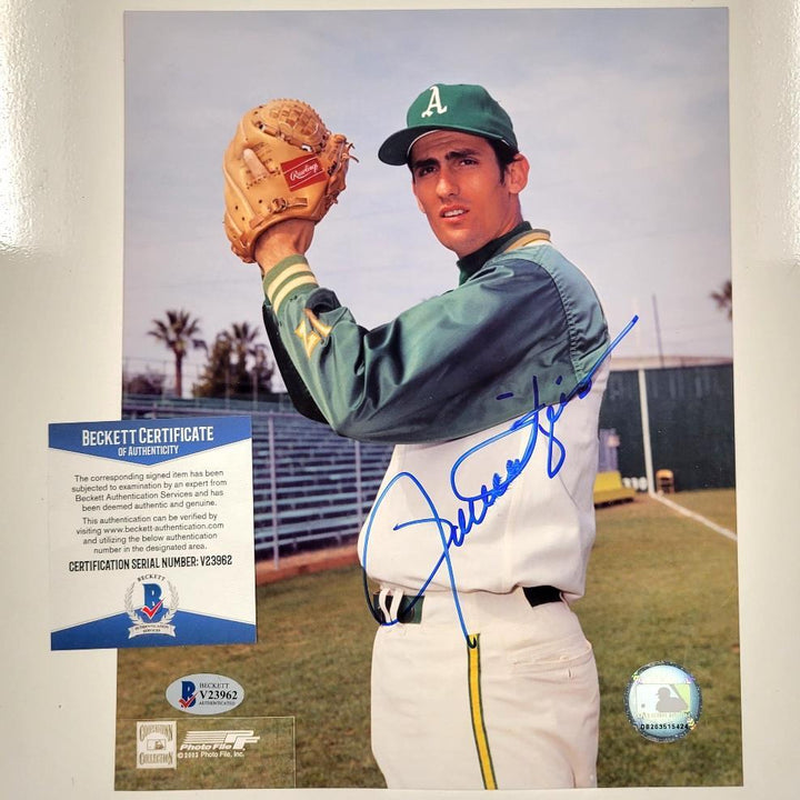 Rollie Fingers signed Oakland A's 8x10 photo autograph ~ BAS Beckett coa *READ*