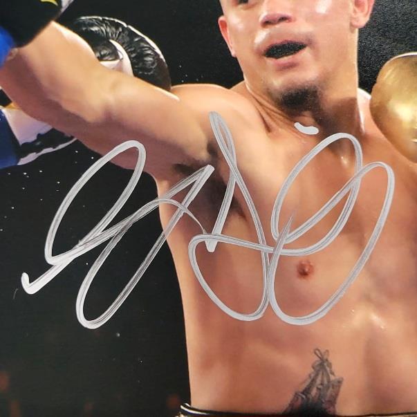 Joseph Diaz Jr. signed 11x14 photo boxing autograph (A) ~ Beckett BAS