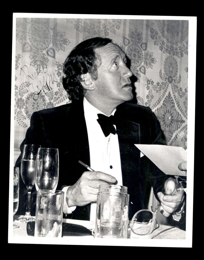 Richard Harris JSA Coa Hand Signed 8x10 Vintage Photo Autograph