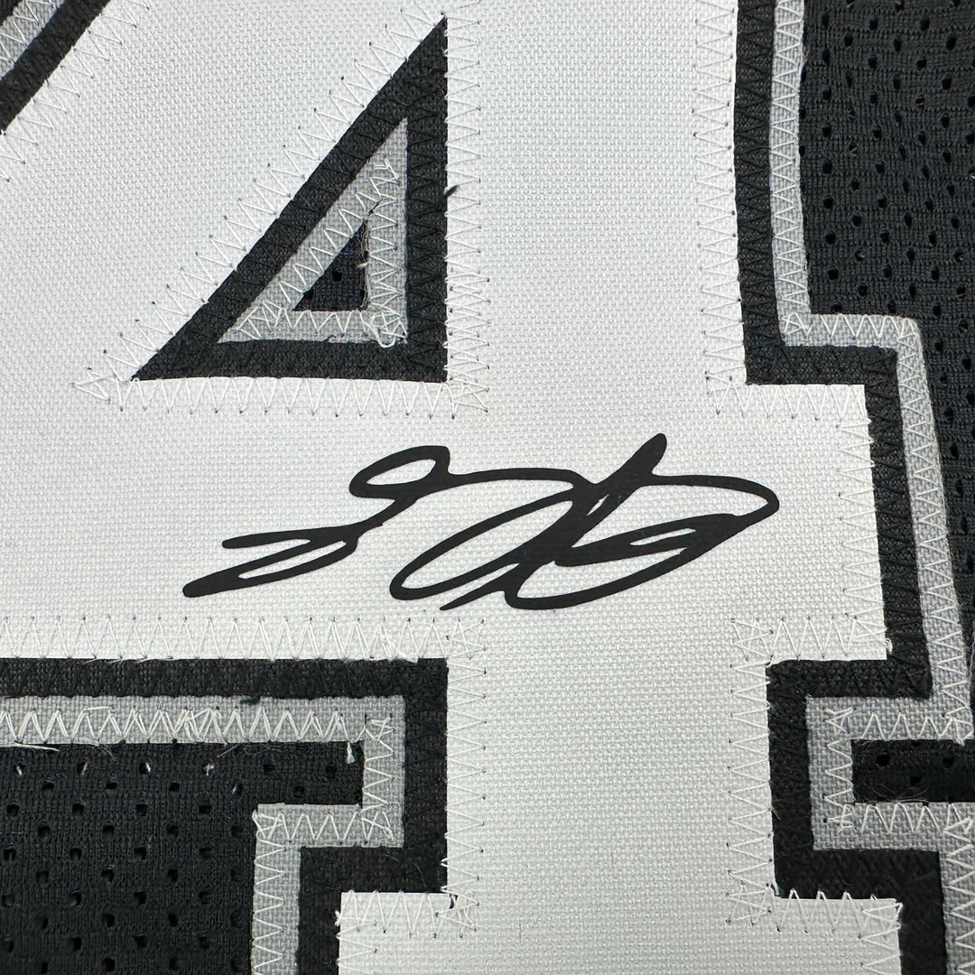 Facsimile Autographed De'Aaron Fox San Antonio Black Reprint Jersey Size Mens XL