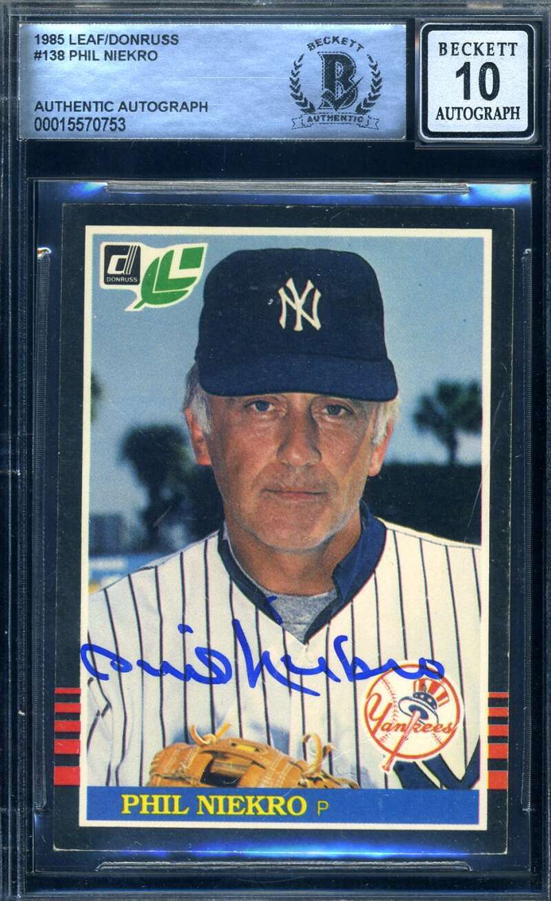 Phil Niekro Gem Mint 10 Beckett COA Signed 1985 Donruss Leaf Autograph