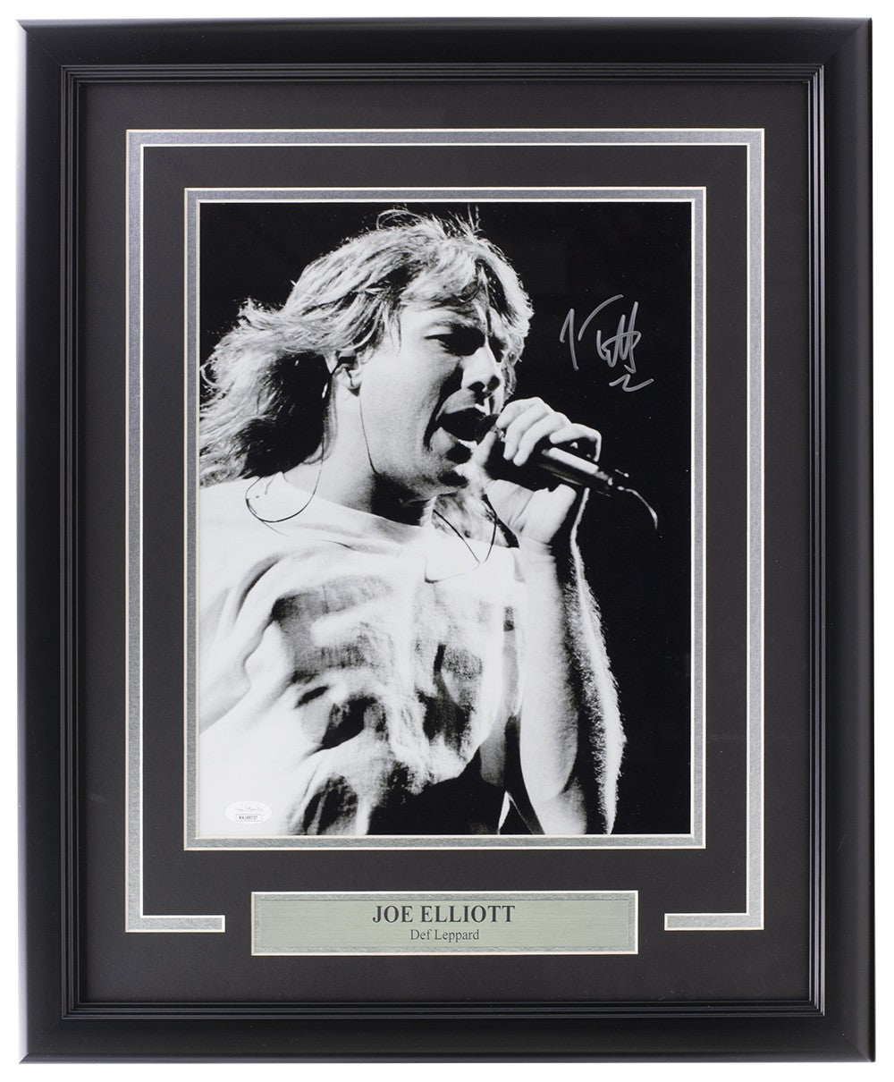 Joe Elliott Signed Framed 11x14 Black And White Def Leppard Photo JSA ITP