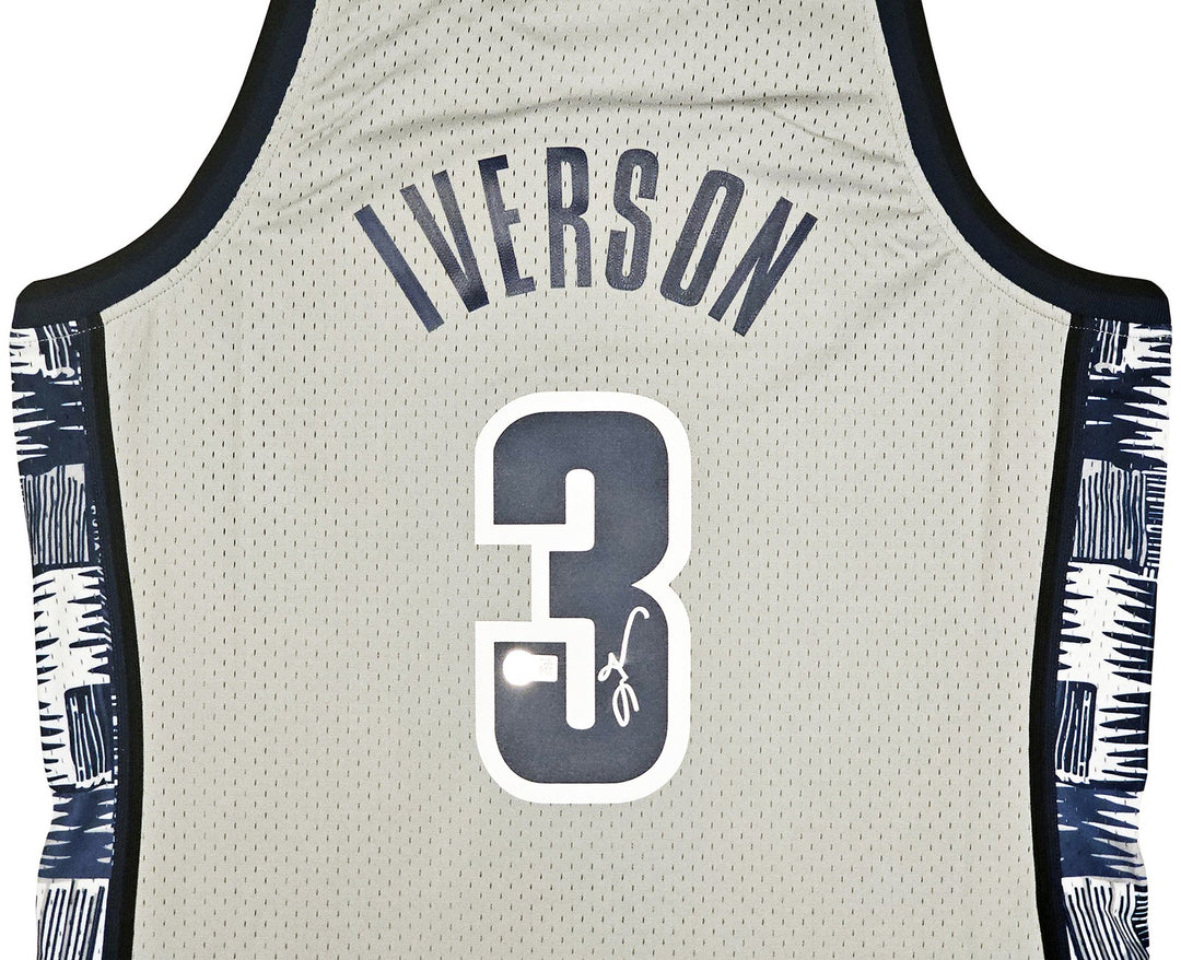 Georgetown Hoyas Allen Iverson Auto Grey Mitchell Ness 95 College Jersey L BAS