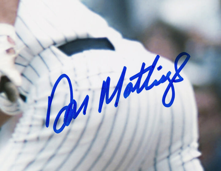 Don Mattingly Autographed Signed 16x20 Photo New York Yankees Beckett Witness