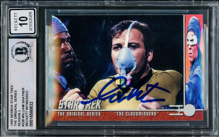 William Shatner Auto Signed 1999 Fleer Skybox Card 228 Star Trek Sig 10 Beckett