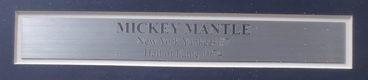 Mickey Mantle Signed Framed 11x14 Photo New York Yankees Beckett #AA00293