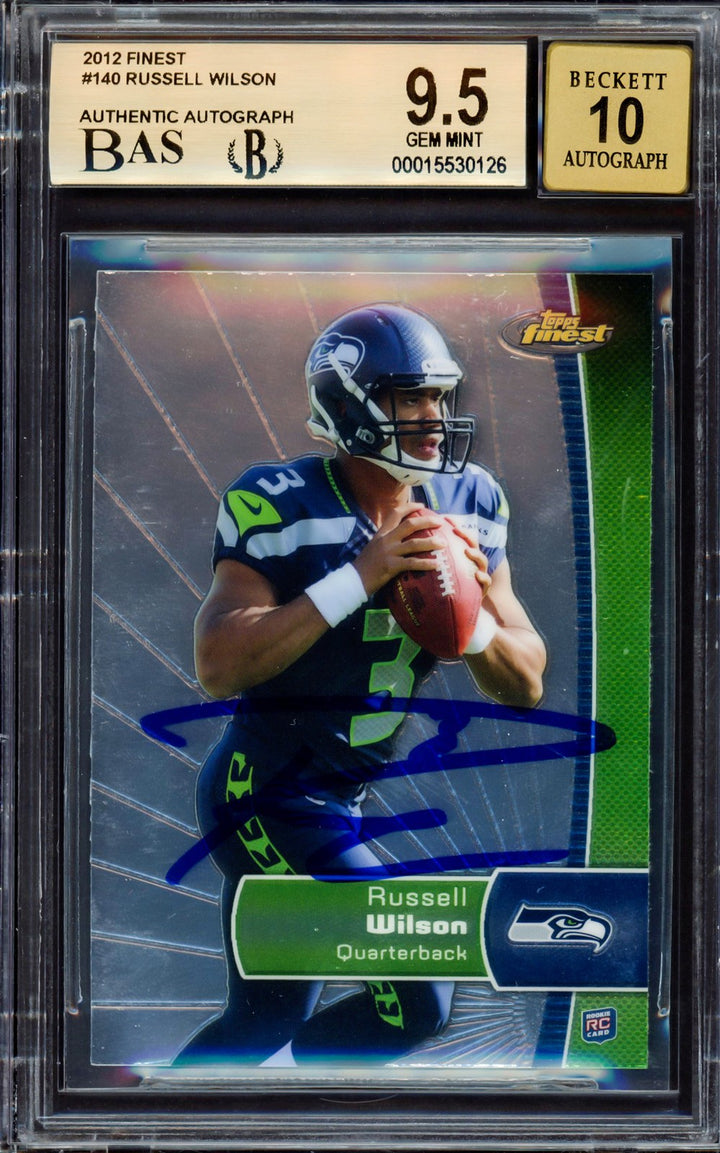 Russell Wilson Auto 2012 Topps Finest RC 140 Seahawks BGS 9.5 Auto GM 10 Beckett