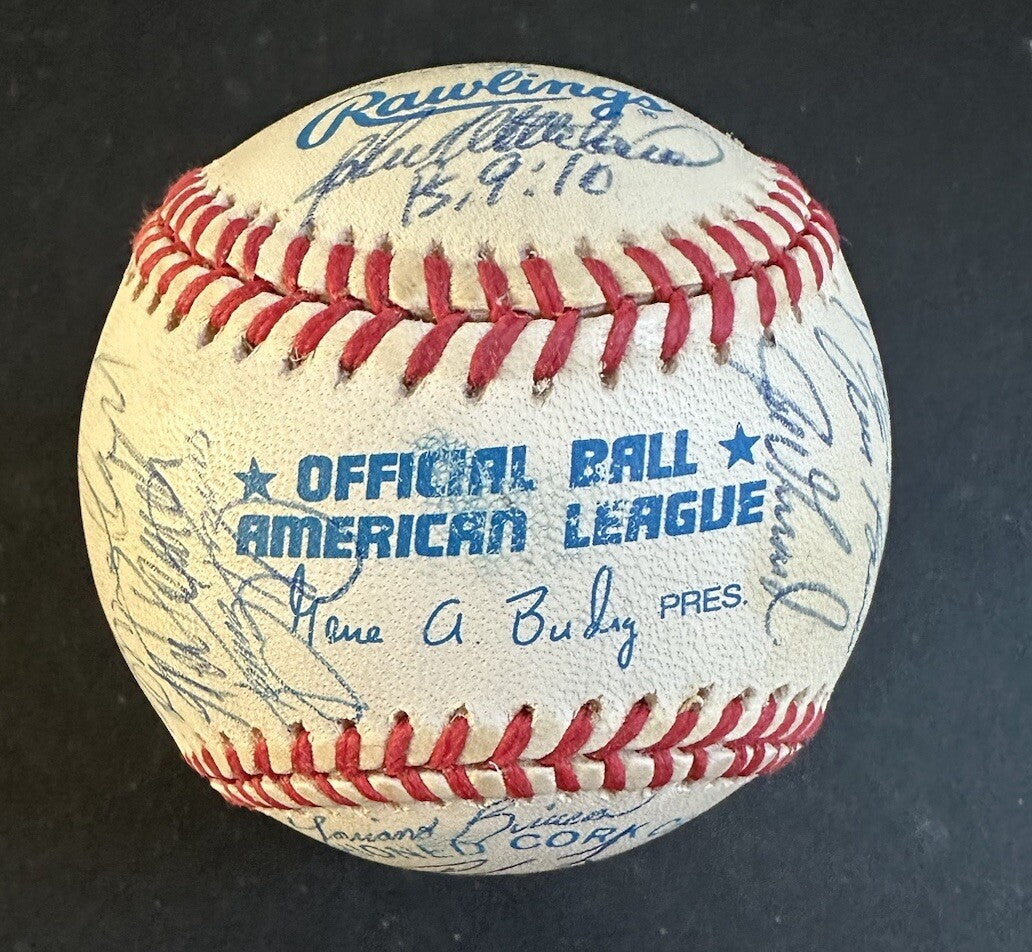 1996 Yankees World Series Team Signed Baseball Derek Jeter Rivera 33 Auto Psa