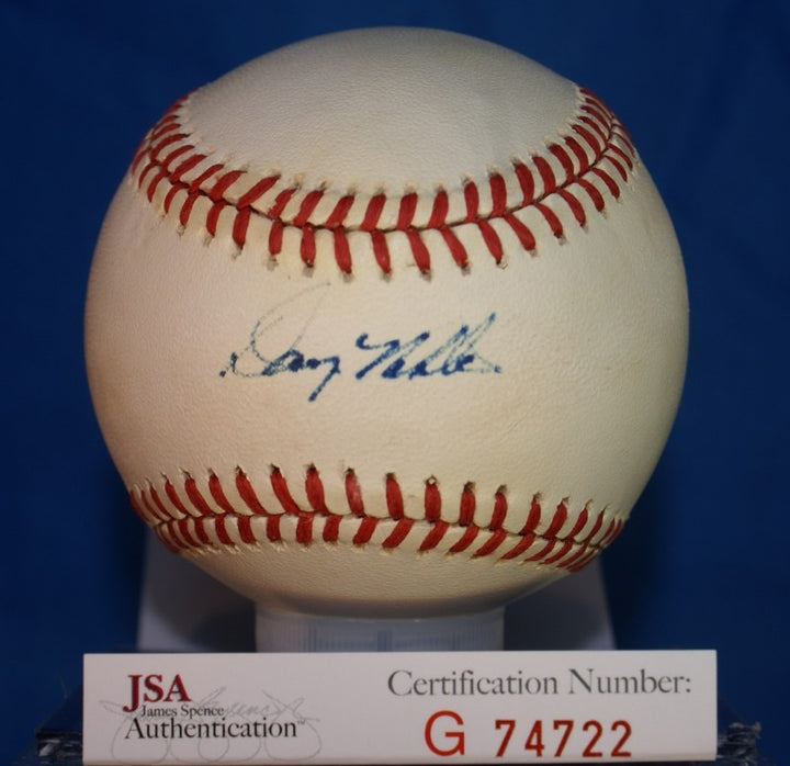 Danny Mcdevitt Jsa Cert Autograph National League Baseball Authentic Signed