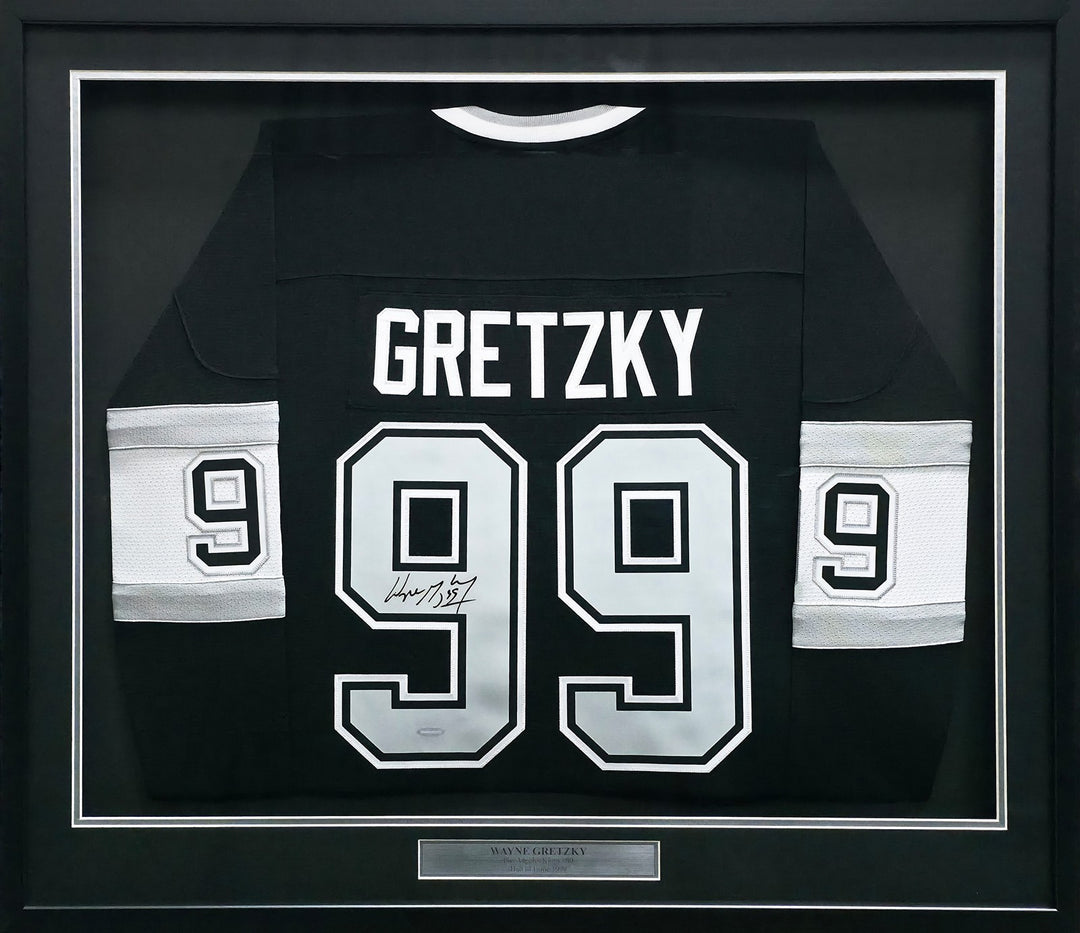 Wayne Gretzky Signed Framed Kings Black 1992-93 Mitchell & Ness Jersey UDA