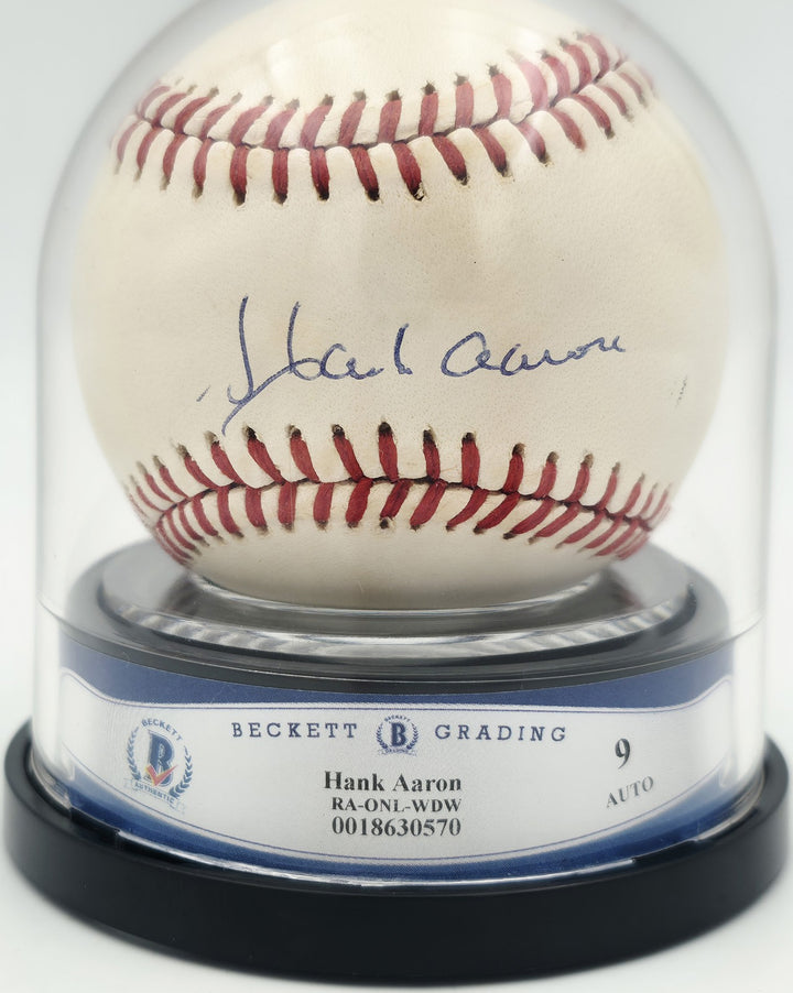 Hank Aaron Signed Official NL Baseball Braves Sig 9 Beckett #18630570