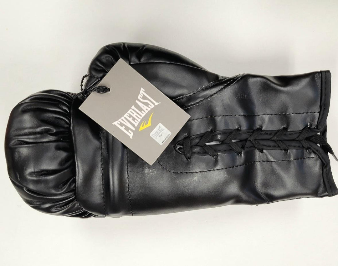 Julio Cesar Chavez signed Black Everlast Boxing Glove autograph (A)~ Beckett BAS