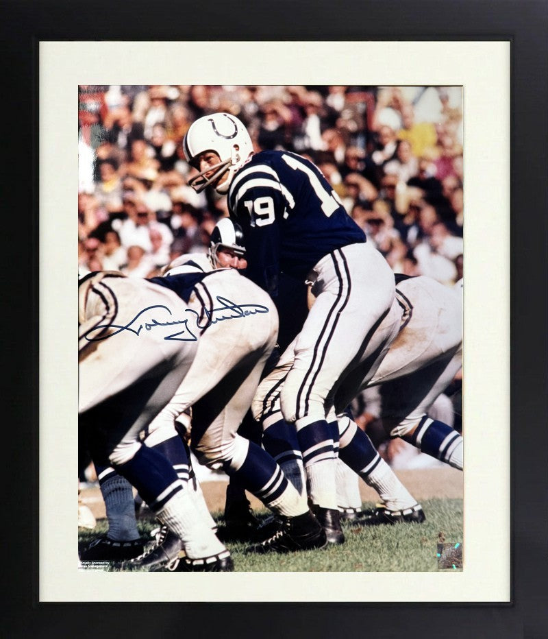 Johnny Unitas signed Baltimore Colts NFL 16x20 Photo Framed - Beckett Review/HOF