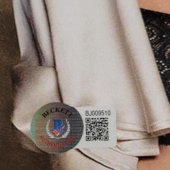 Heidi Klum signed 11x14 photo #2 Sports Illustrated model autograph Beckett BAS