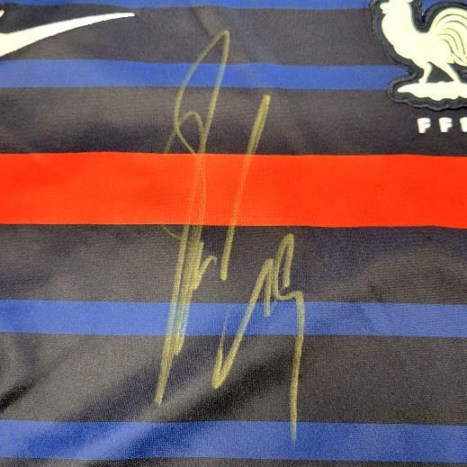 Karim Benzema signed Team France Jersey autograph Real Madrid Size S Beckett BAS