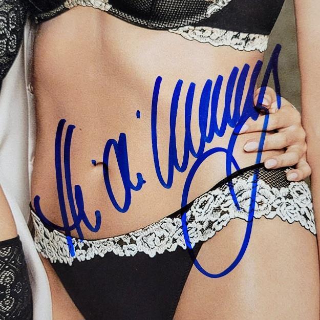 Heidi Klum signed 11x14 photo #2 Sports Illustrated model autograph Beckett BAS