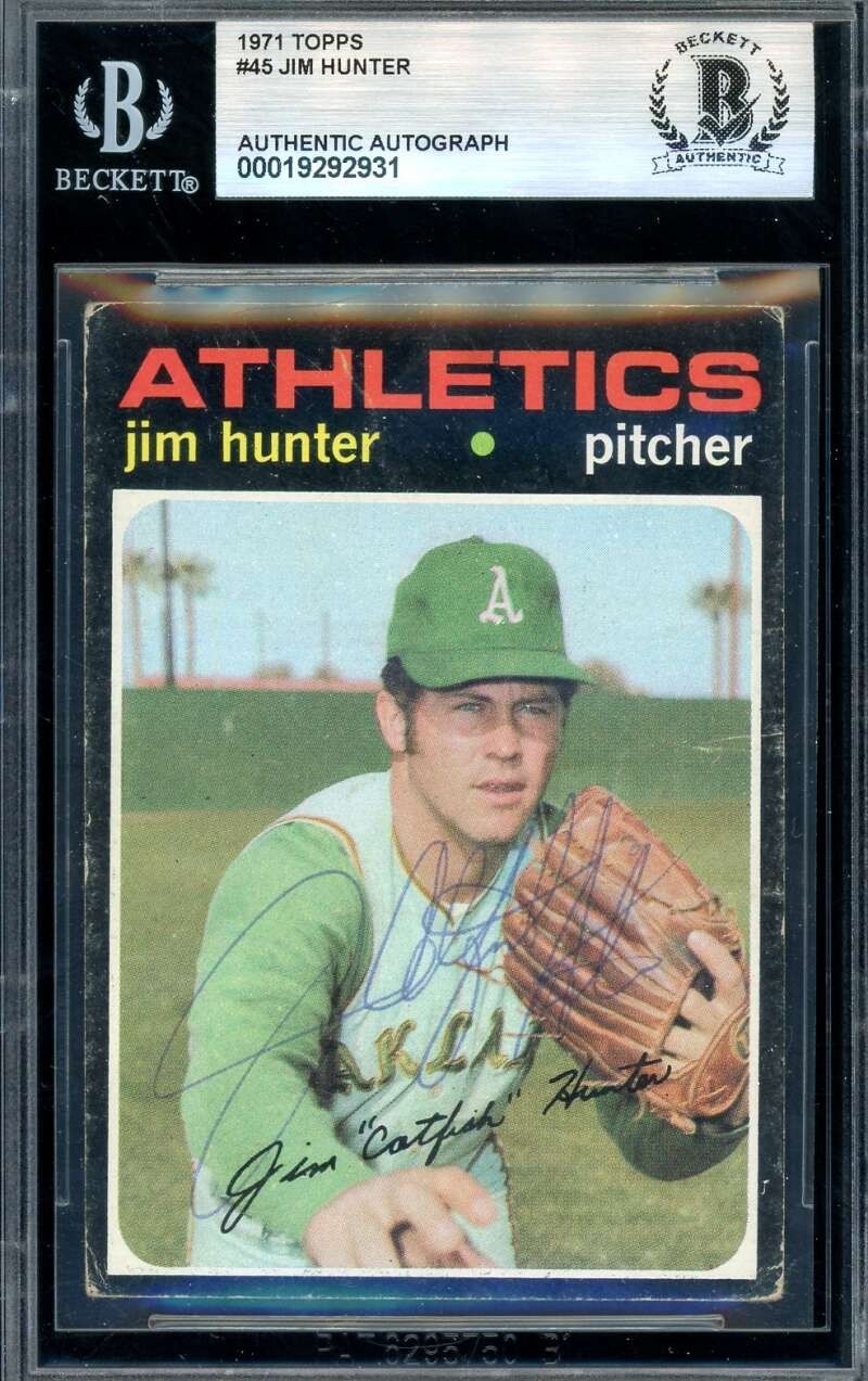 Jim Catfish Hunter Beckett BAS Vintage Signed 1971 Topps Autograph Braves