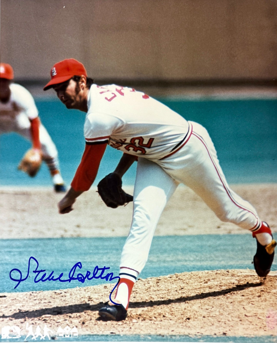 Steve Carlton signed St. Louis Cardinals MLB 8x10 Photo - COA (HOF/4X CY/Lefty)
