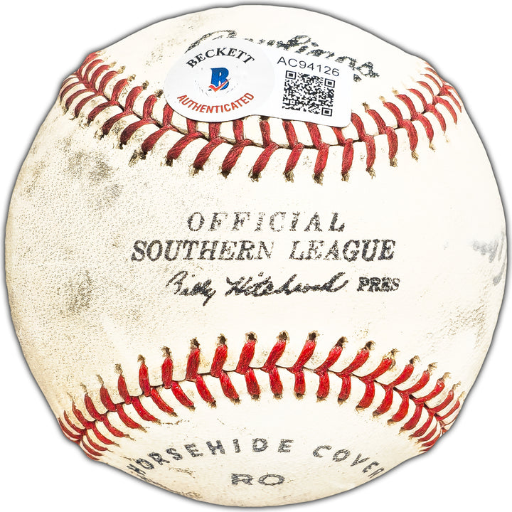 Hank Aaron & Eddie Mathews Autographed Baseball Braves Vintage Beckett AC94126