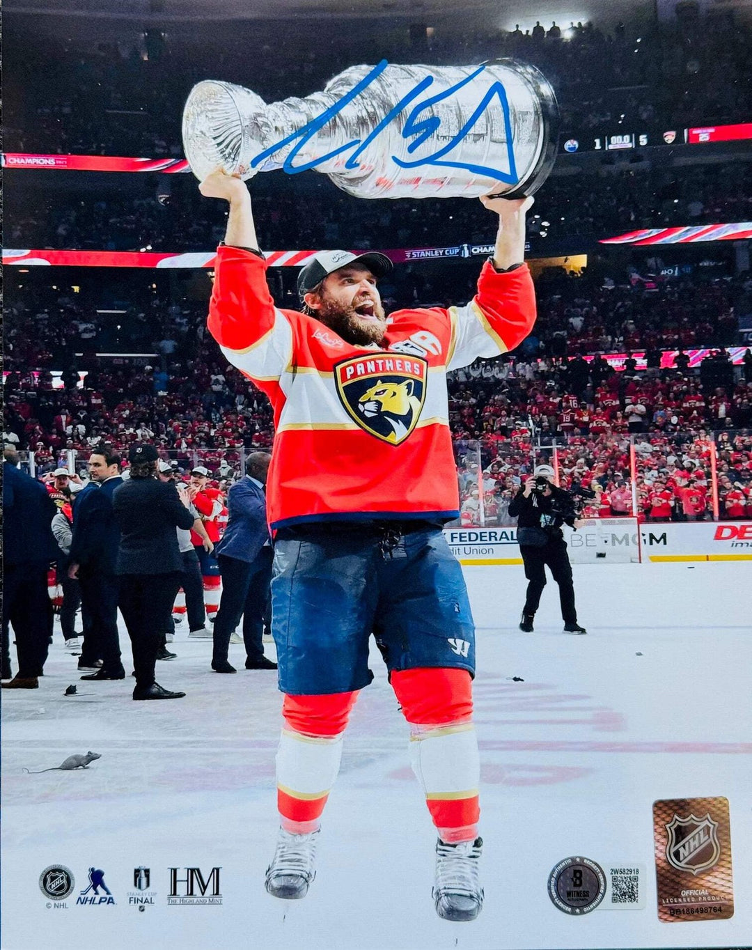 Aaron Ekblad Autographed Panthers 8x10 Photo (Beckett Witness)