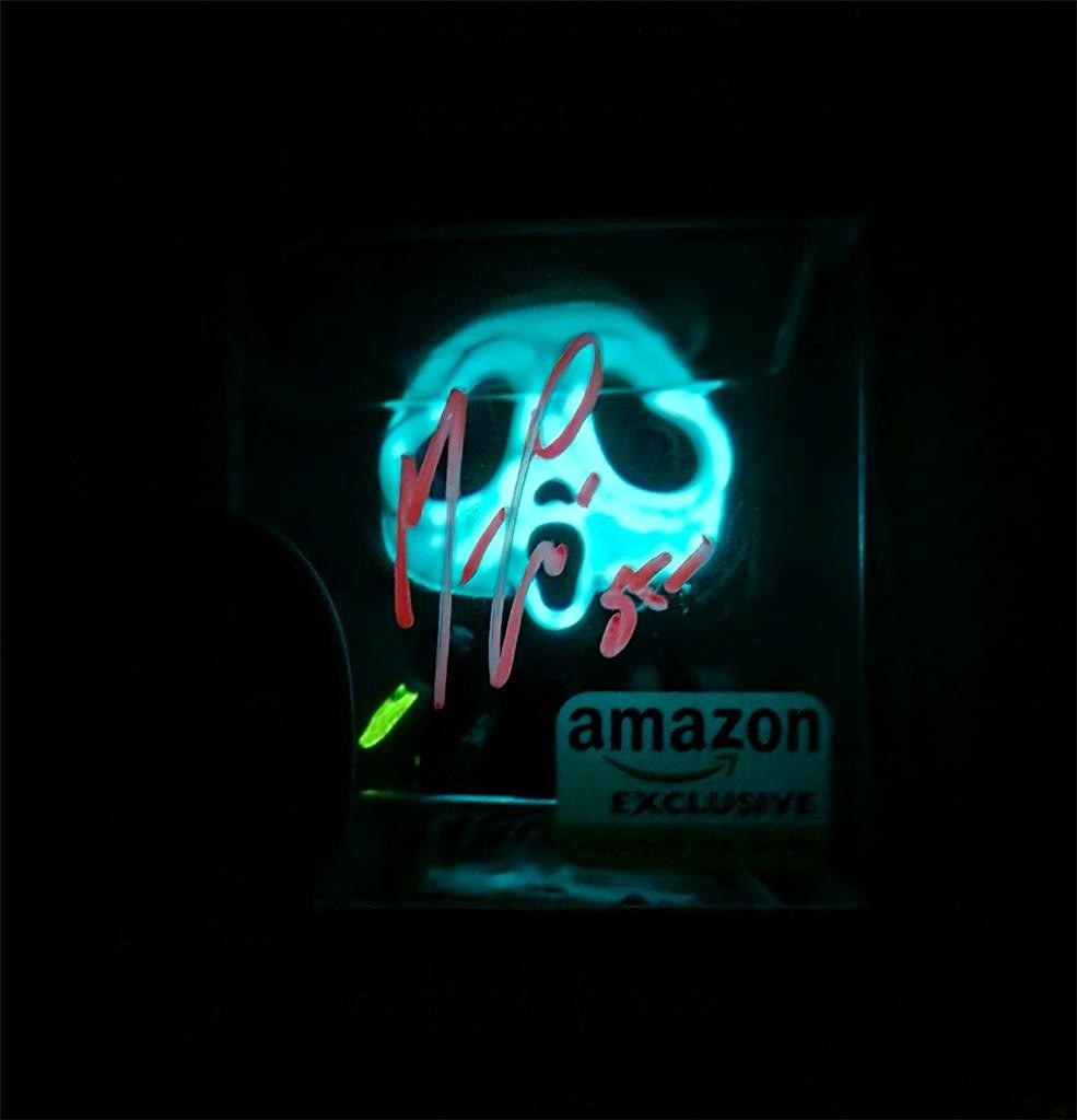 Matthew Lillard signed "Stu" Ghost Face GITD Funko Pop! 1607 auto ~ Beckett BAS