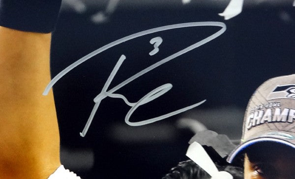 Russell Wilson Signed 16x20 Photo Seattle Seahawks Super Bowl Trophy RW Holo