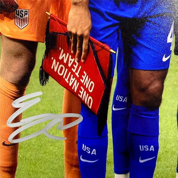 Team USA USMNT signed 11x14 photo auto Pulisic Weah Turner McKinnie Musah ~ JSA