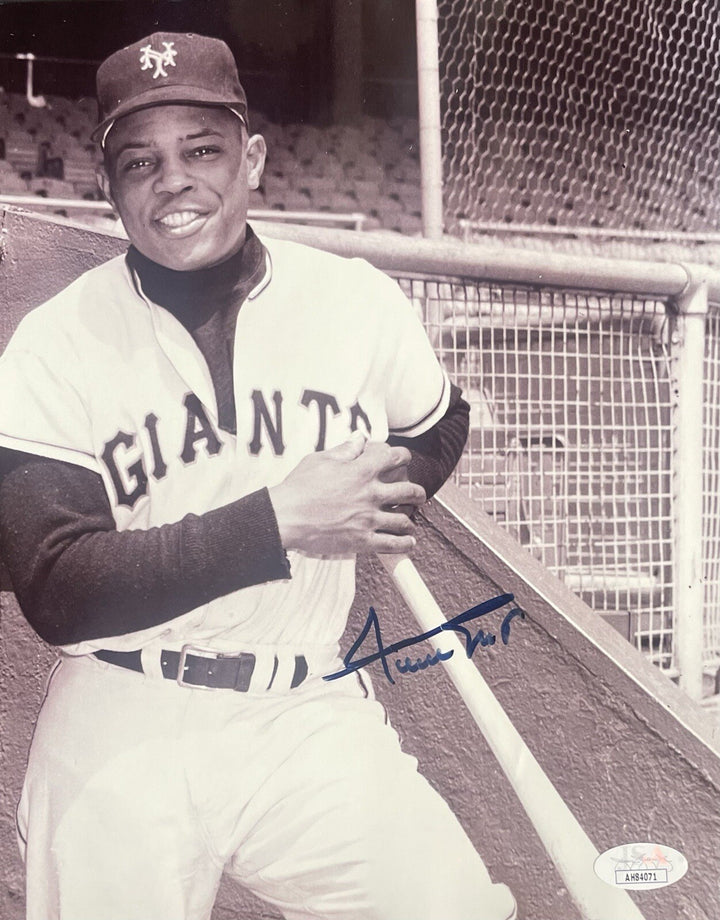 Willie Mays New York Giants signed 8x10 Photo Framed Mint autograph HOF JSA COA