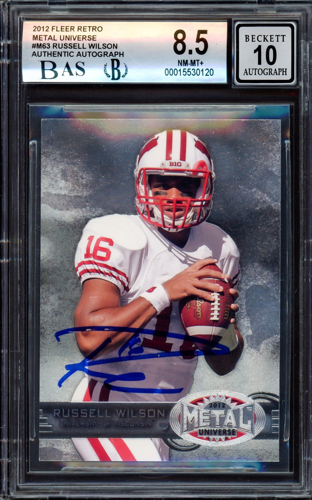 Russell Wilson Signed 2012 Fleer Metal Universe RC M-63 BGS 8.5 Sig 10 Beckett