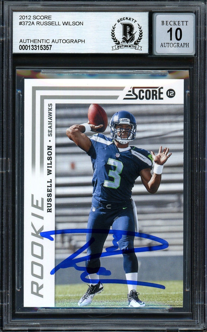 Russell Wilson Signed 2012 Score RC 372 Seahawks Auto GM 10 Beckett #13315357
