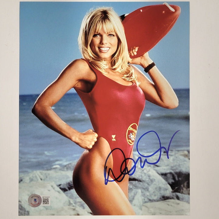 Donna D'errico autograph signed Baywatch 8x10 Photo #1 TV Actress Model BAS Holo