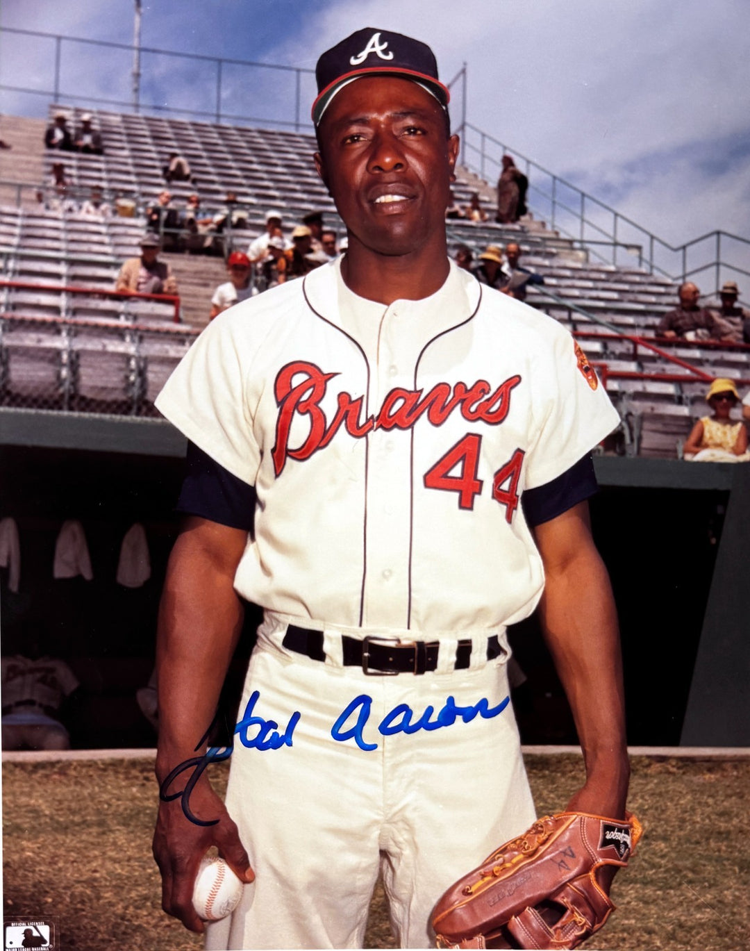 Hank Aaron signed Atlanta Braves MLB 8x10 Photo Minor Ding-Tuff Stuff COA/Ticket