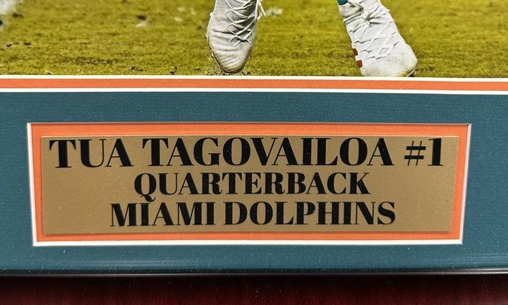 Tua Tagovailoa Signed 16x20 Framed Photo Dolphins Mint Autograph Fanatics COA