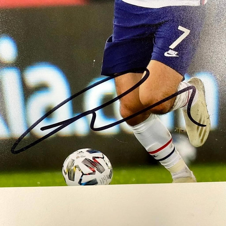 Giovanni Reyna signed USMNT USA 8x10 Photo autograph ~ BAS Beckett