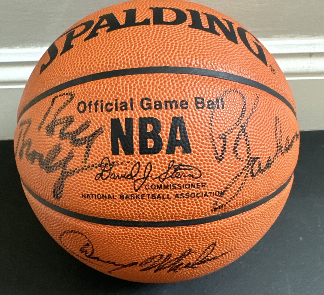 1969 70 NY Knicks Team Signed Nba Championship Basketball 8 auto Frazier Steiner