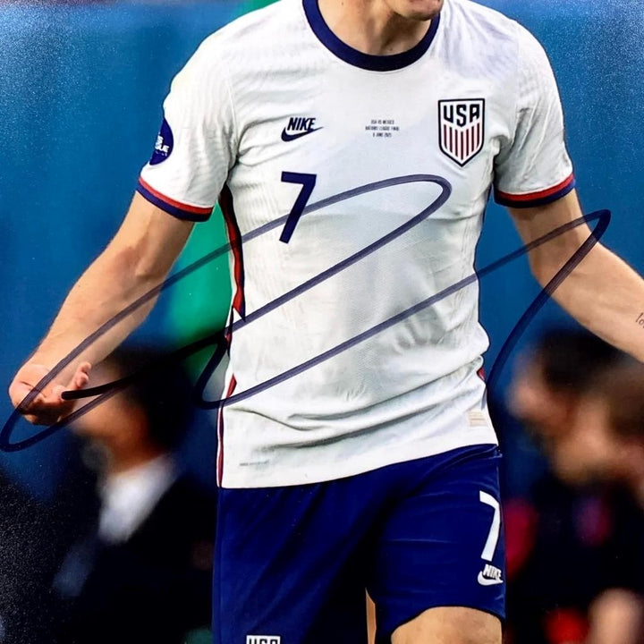 Giovanni Reyna signed USMNT USA 8x10 Photo autograph ~ BAS Beckett