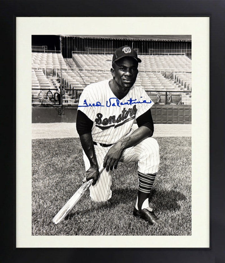Fred Valentine signed Washington Senators B&W 8x10 Photo Framed-COA/Show Ticket