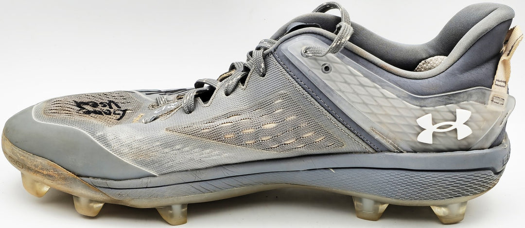 Gunnar Henderson Auto Grey Under Armour Yard MT Game Used Rookie Cleats Orioles