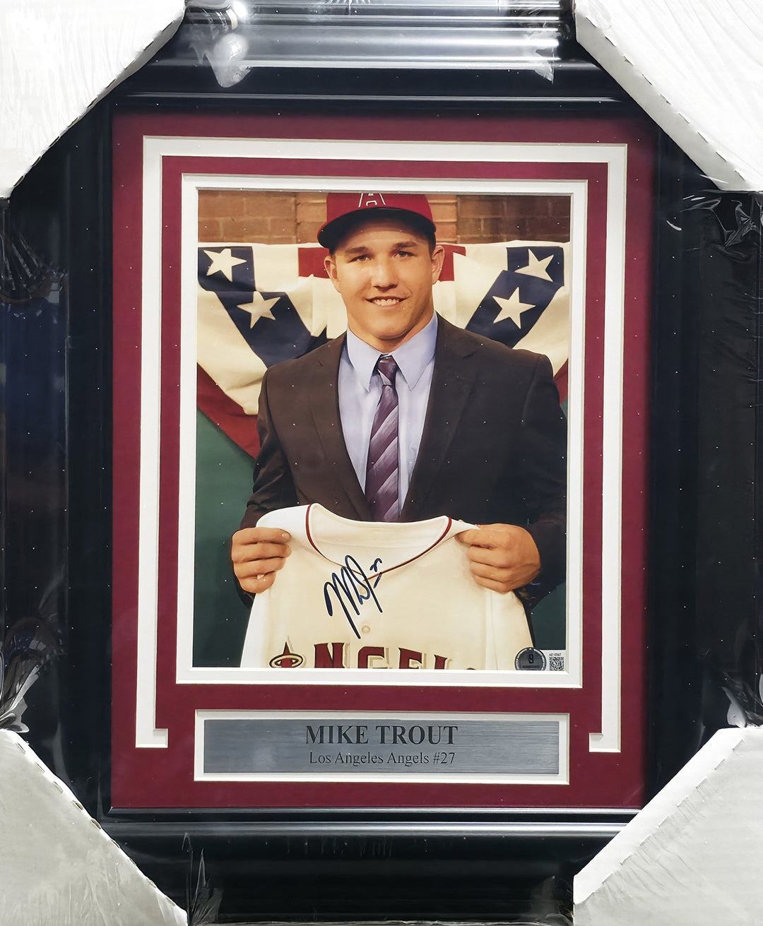 Mike Trout Signed Framed 8x10 Photo California Angels Beckett #AE16567