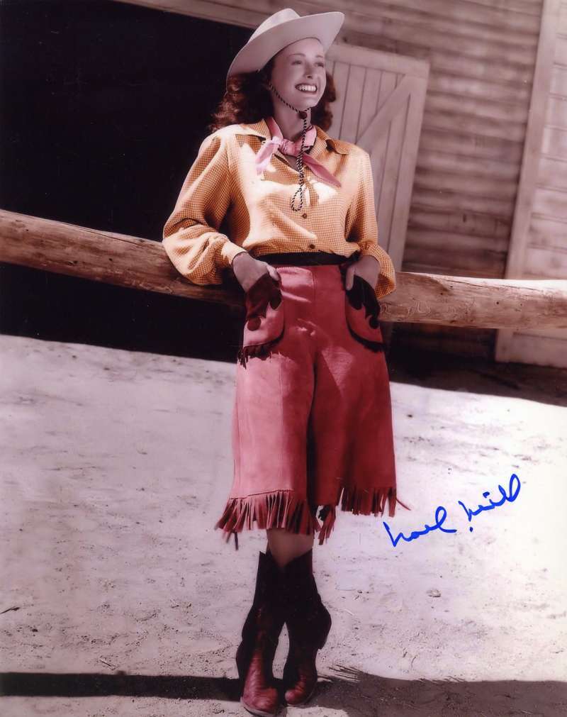 Noel Neill Psa Dna Coa Hand Signed 8x10 Photo Autograph Authentic