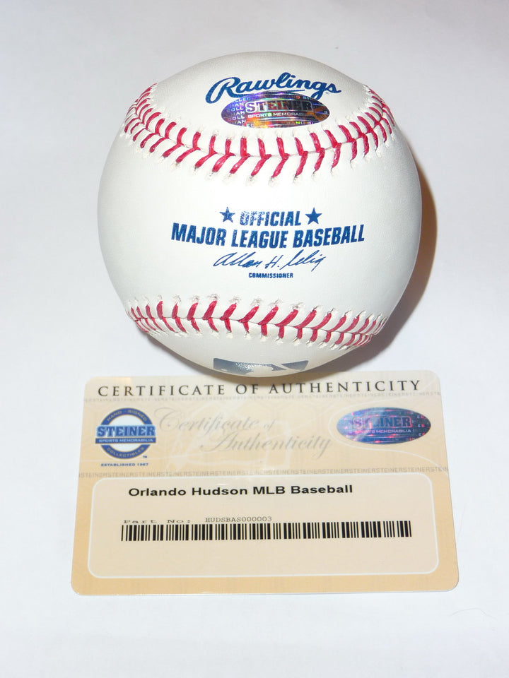 ORLANDO HUDSON SIGNED BASEBALL BLUE JAYS D'BACKS DODGERS TWINS PADRES SOX AUTO