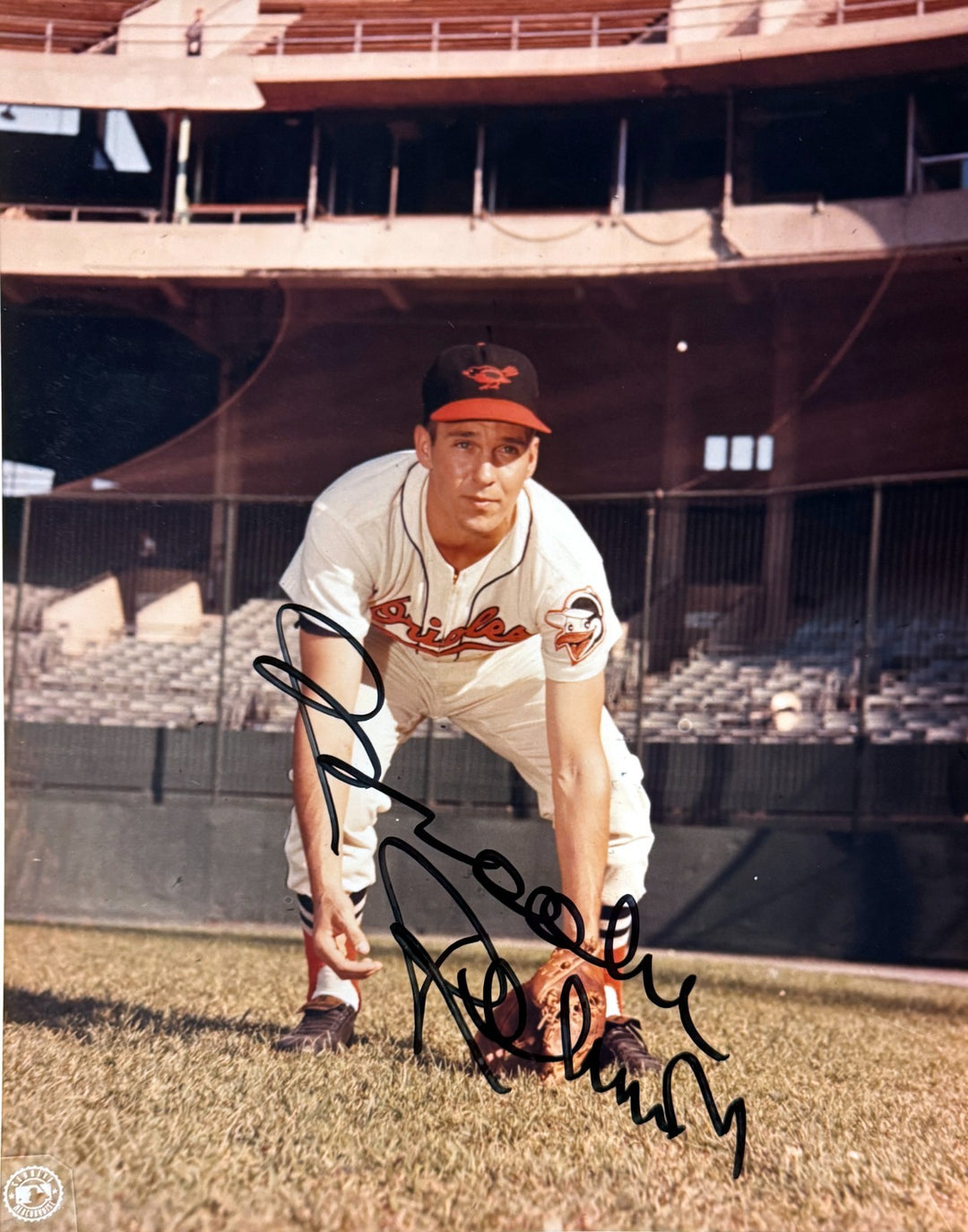 Brooks Robinson signed Baltimore Orioles MLB 8x10 Photo- CSA COA (HOF/16GG)