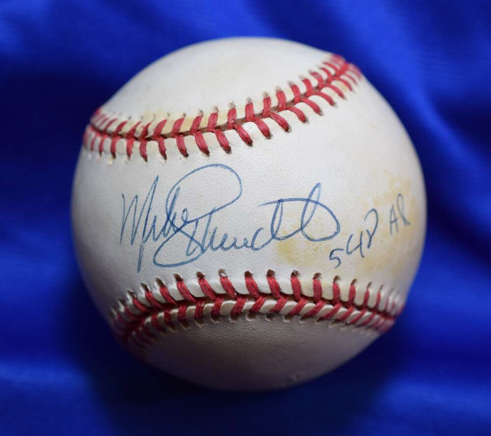 Mike Schmidt PSA DNA Autograph National League Signed Baseball 548