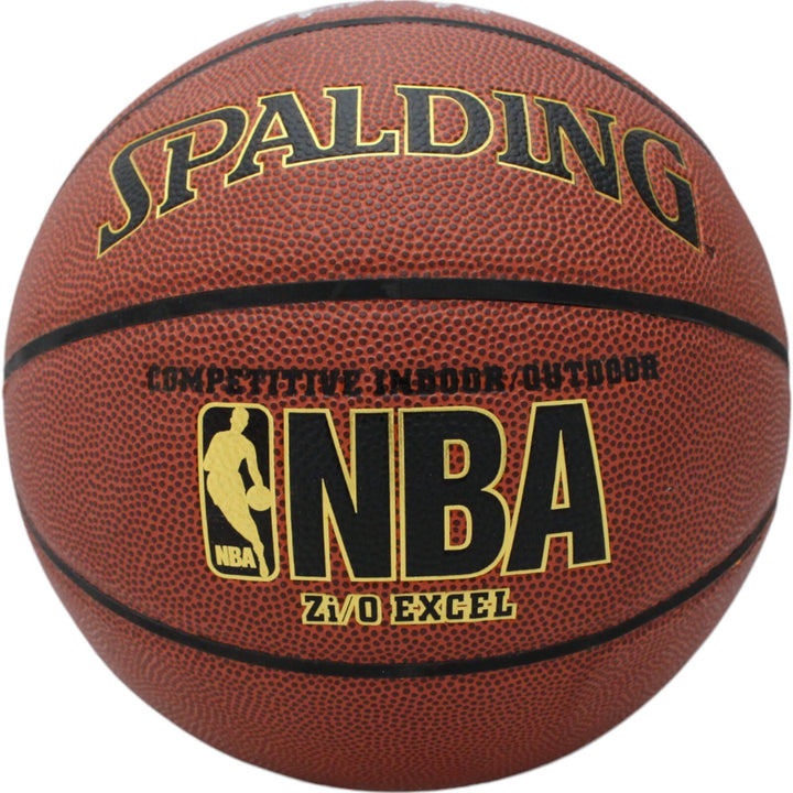 Kareem Abdul-Jabbar Aurographed Los Angeles Lakers Basketball HOF Beckett 47389