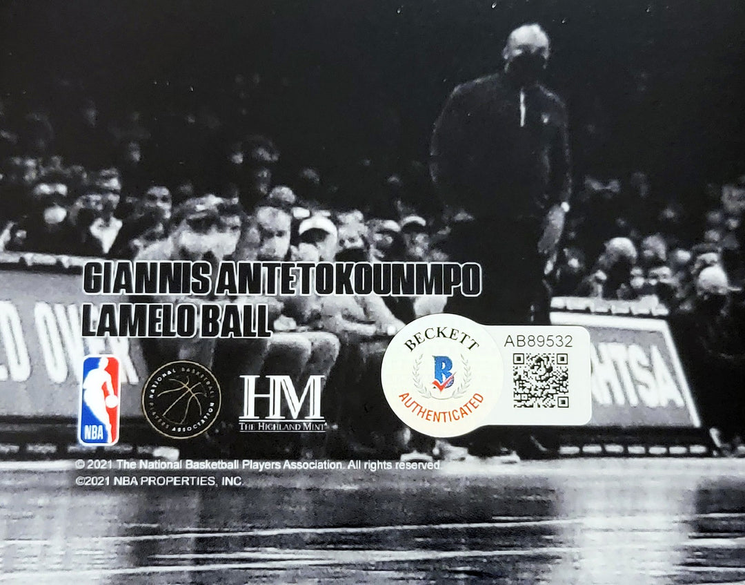 LaMelo Ball Signed Framed 16x20 Photo New Orleans Pelicans Spotlight Beckett