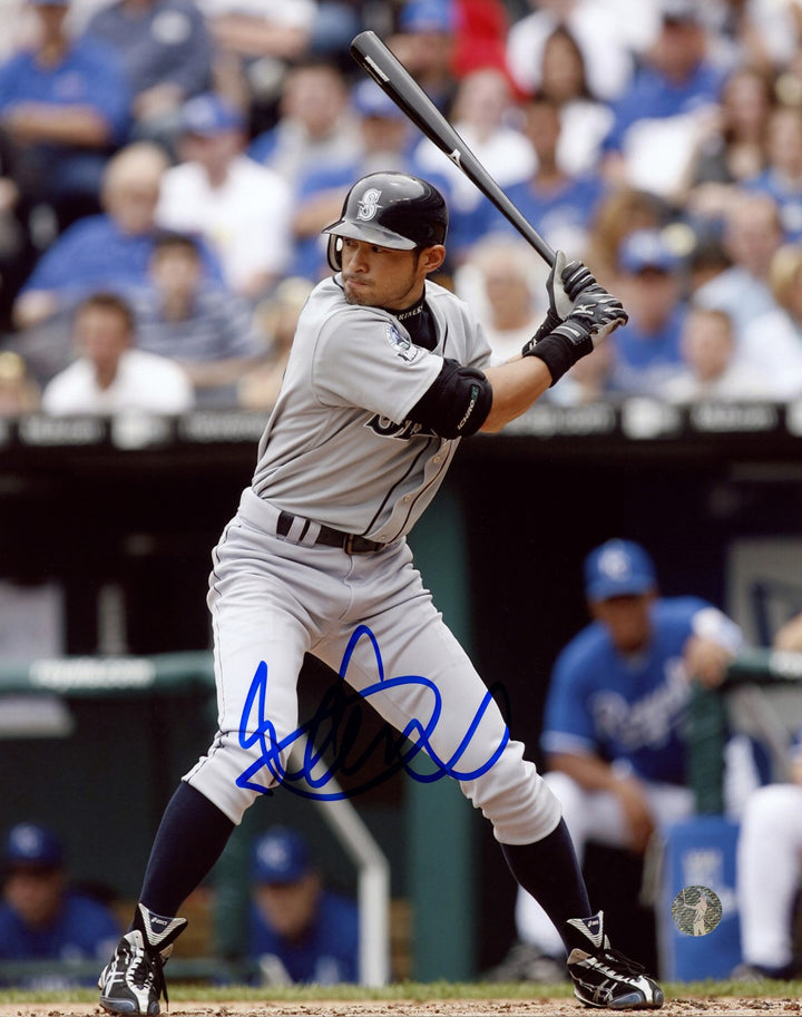 Ichiro Suzuki Autographed Signed 8x10 Photo Seattle Mariners Hitting IS Holo