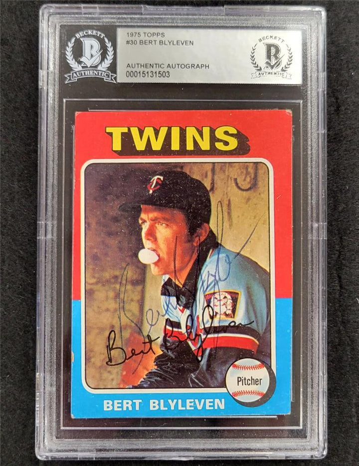 Bert Blyleven signed 1975 Topps #30 card slab auto Twins ~ Beckett BAS