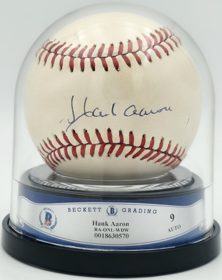 Hank Aaron Signed Official NL Baseball Braves Sig 9 Beckett #18630570